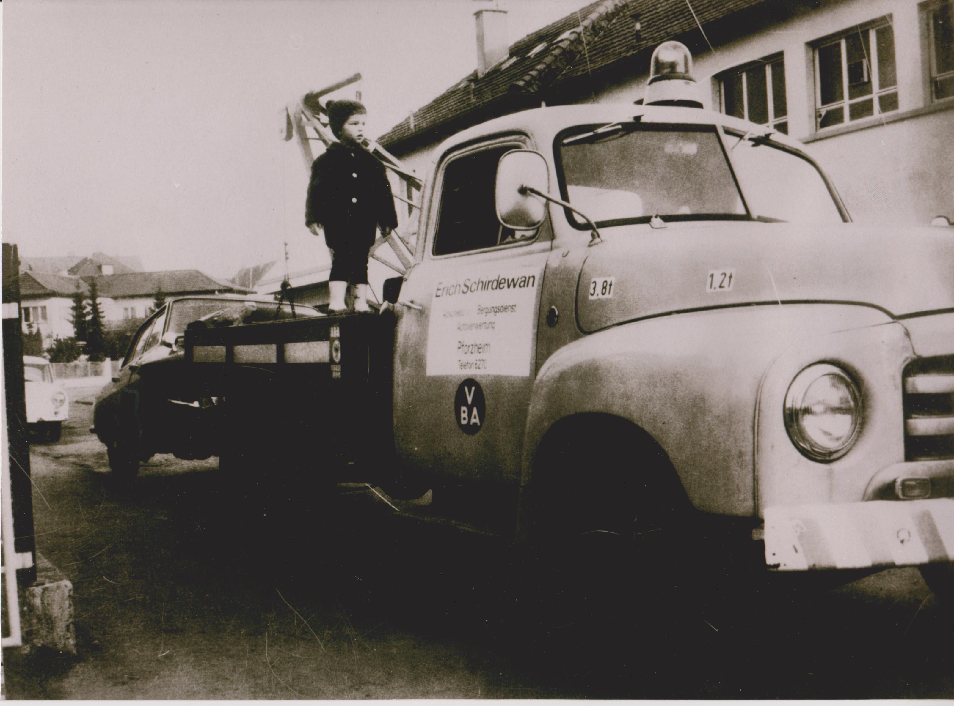 auto-schirdewan-opel-a4f18d10 image